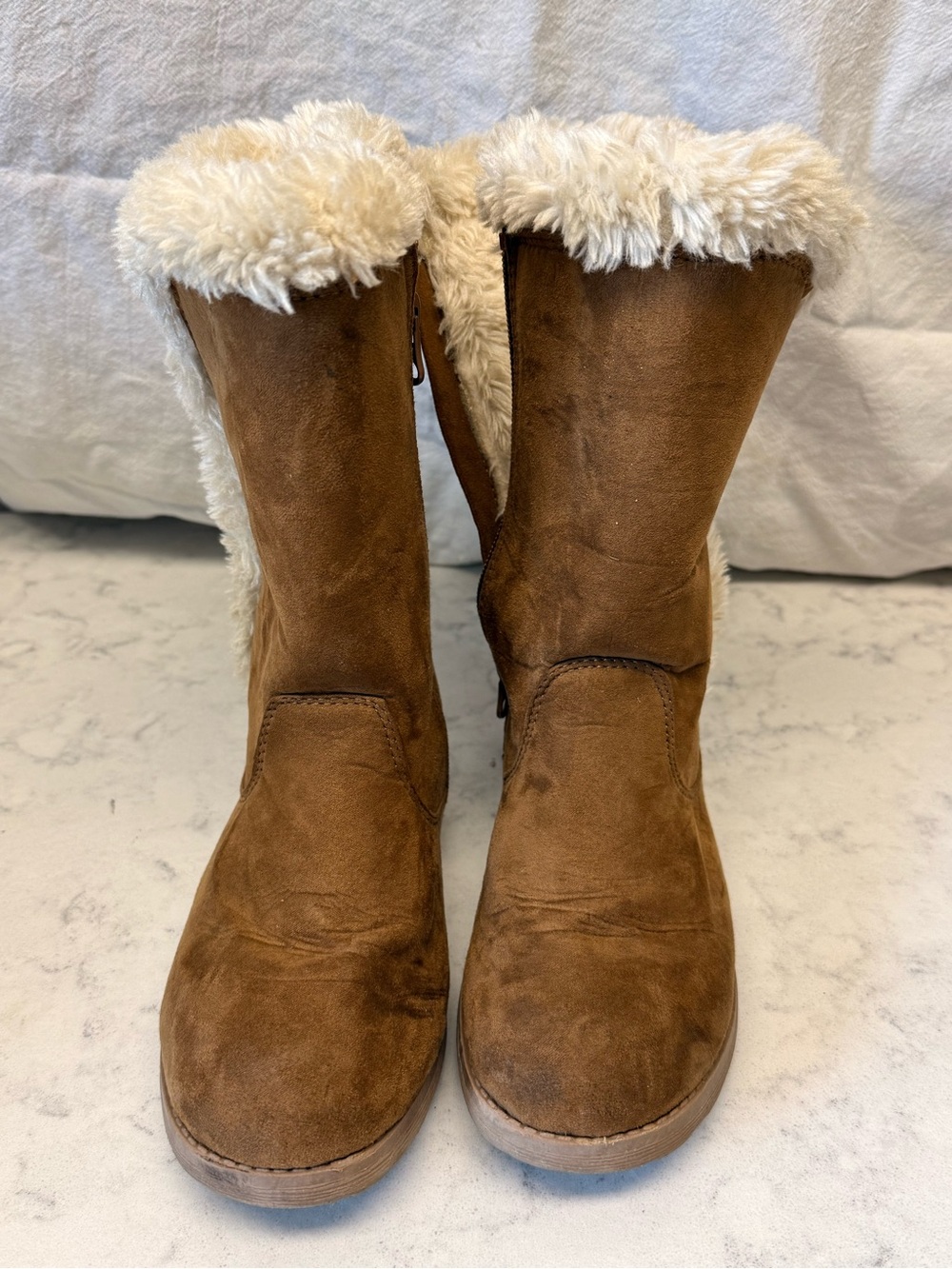 Cat & Jack Kids Brown Faux-Suede Fur-Lined Boots